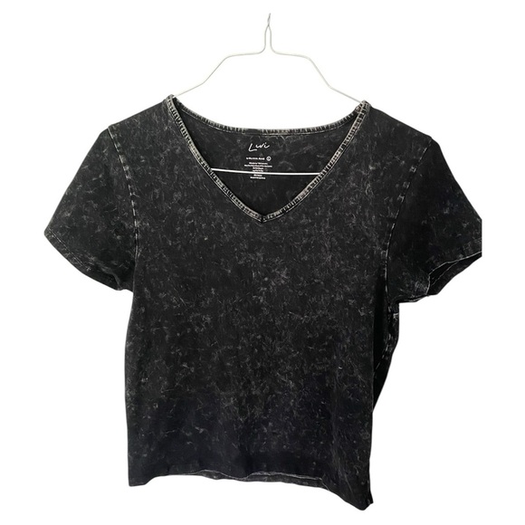 Olivia Rae Tops - Olivia Rae Black Crop Fitted Short Sleeve Tee